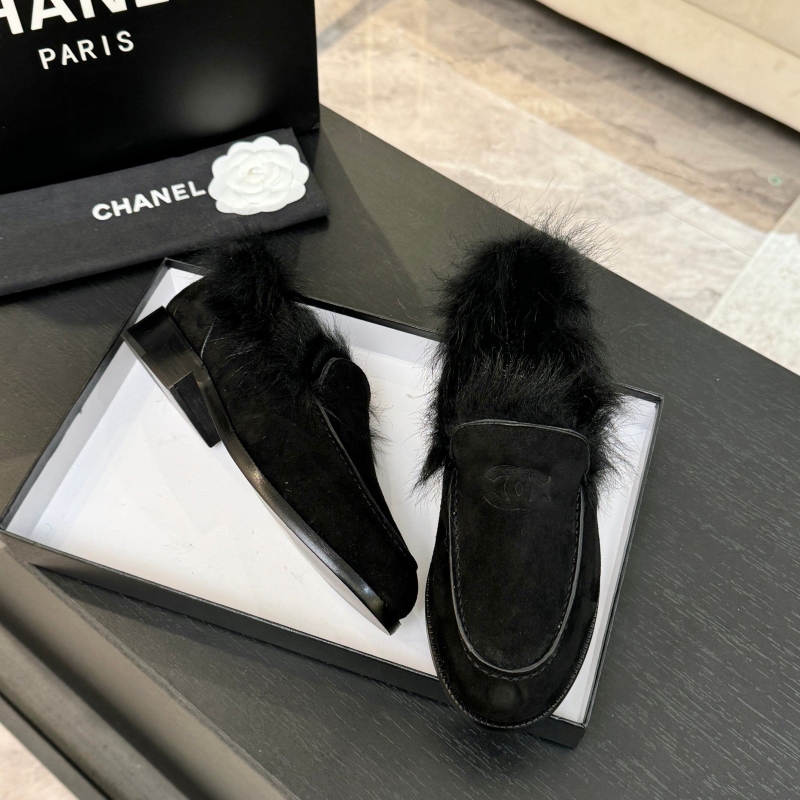 Ch**el loafers